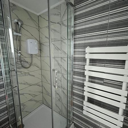 Apartament Quest Fulfiller - Near General Hospital, Free Parking & Garden Southampton Zewnętrze zdjęcie
