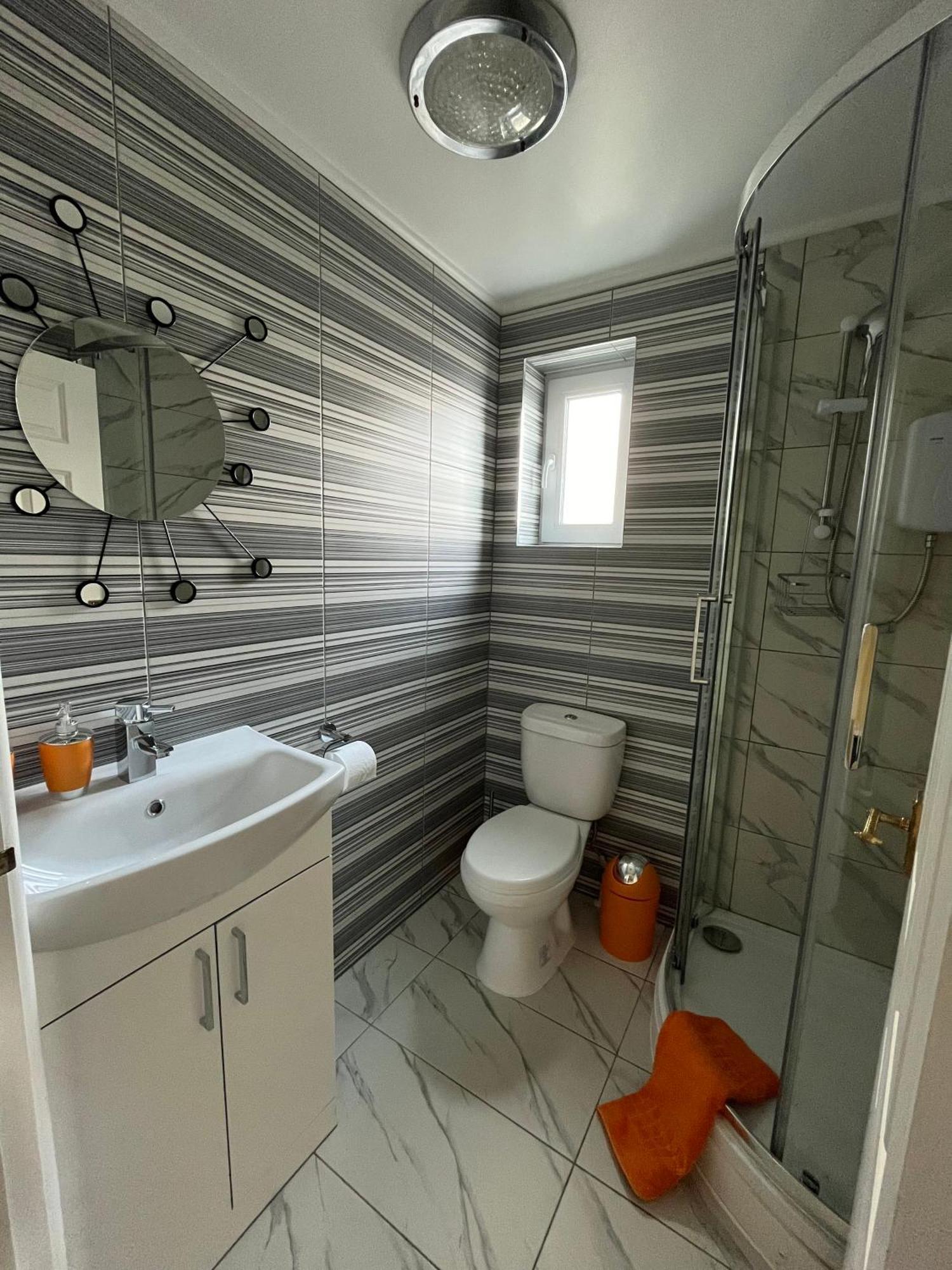 Apartament Quest Fulfiller - Near General Hospital, Free Parking & Garden Southampton Zewnętrze zdjęcie