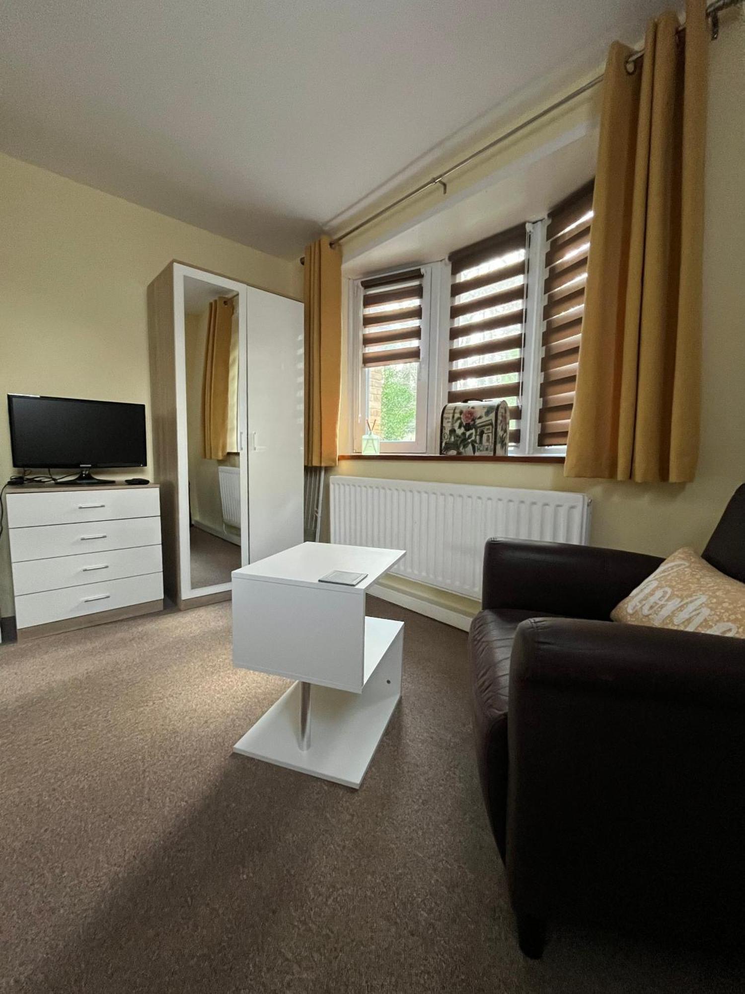 Apartament Quest Fulfiller - Near General Hospital, Free Parking & Garden Southampton Zewnętrze zdjęcie
