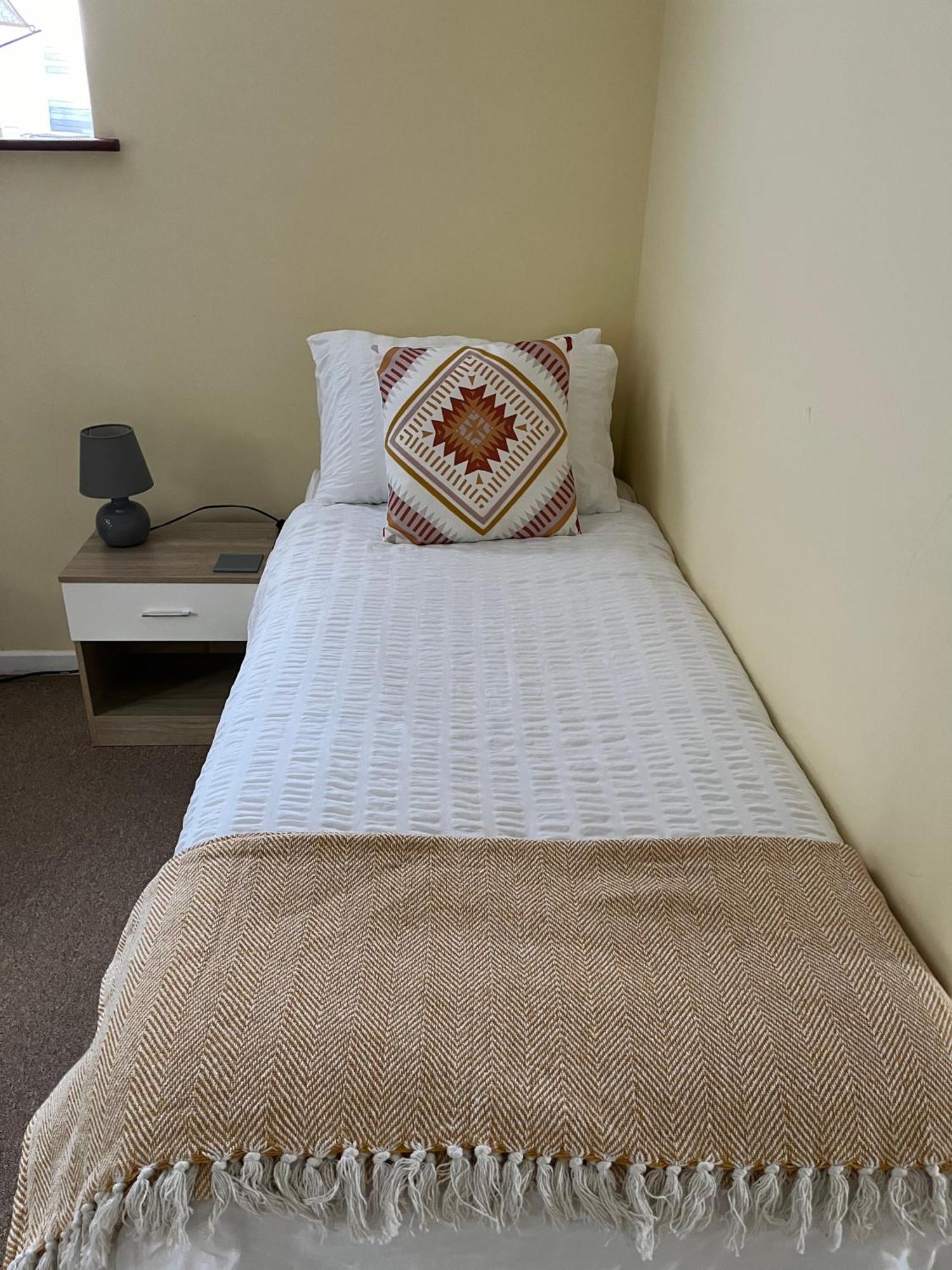 Apartament Quest Fulfiller - Near General Hospital, Free Parking & Garden Southampton Zewnętrze zdjęcie